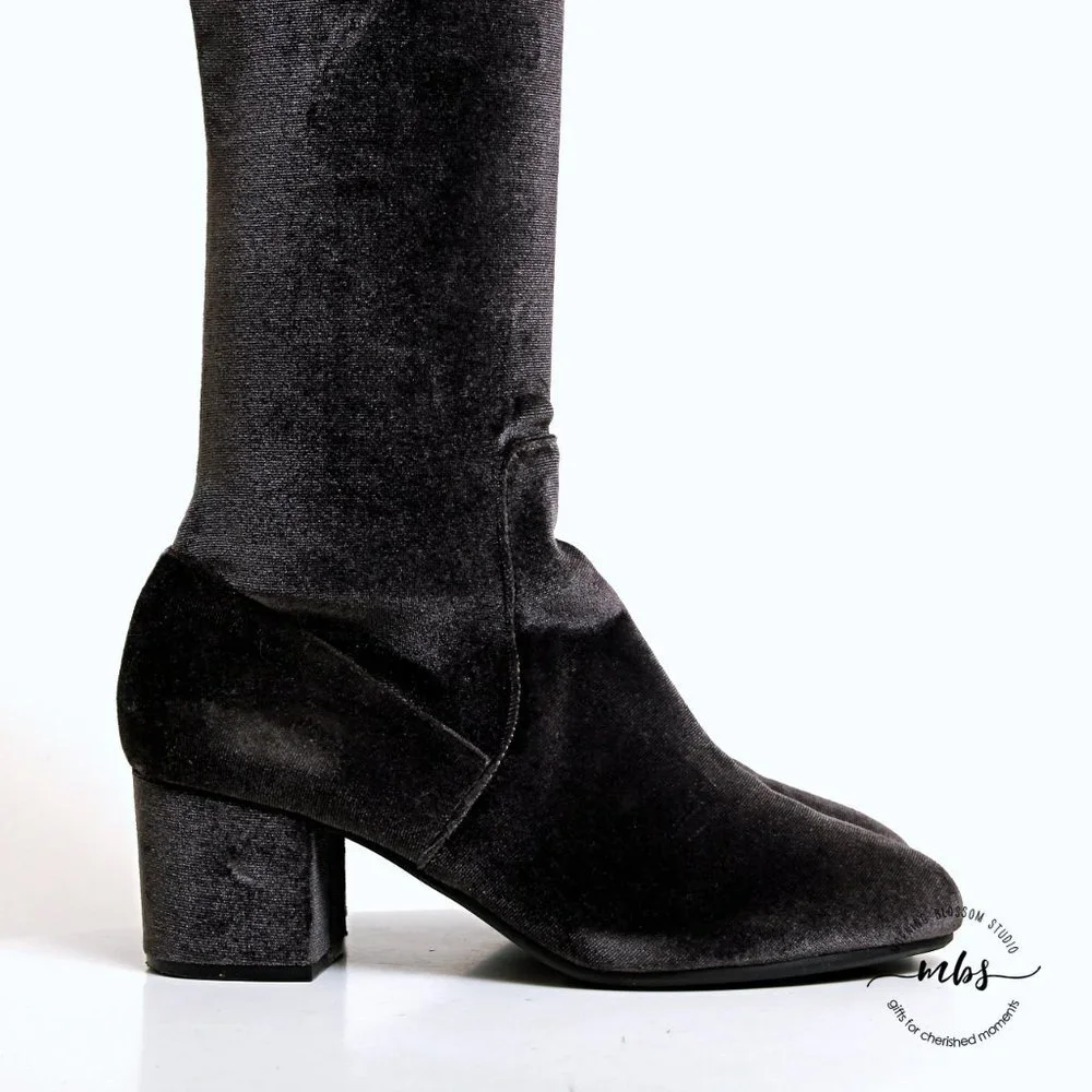 Steve Madden Isaac Velvet Over the Knee Boots Black Women Size 7‎